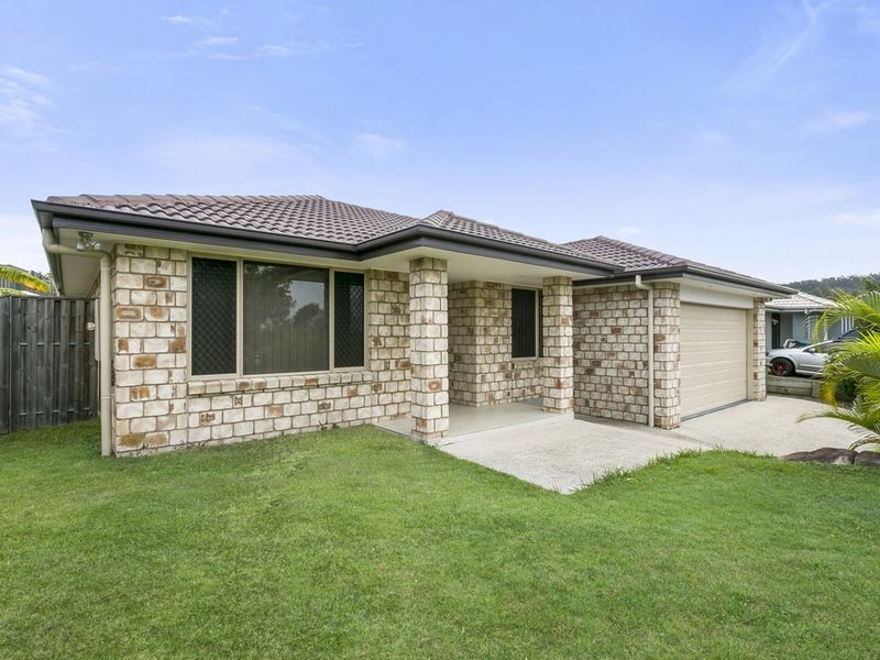 12 Manning Circuit, Pacific Pines QLD 4211