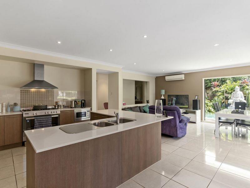 52 Treeline Circuit, Upper Coomera QLD 4209