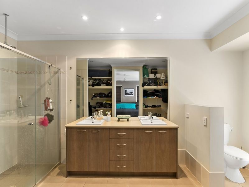 52 Treeline Circuit, Upper Coomera QLD 4209