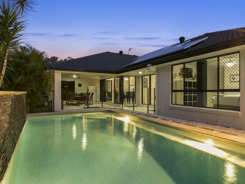 3 Bimberi Row, Pacific Pines QLD 4211