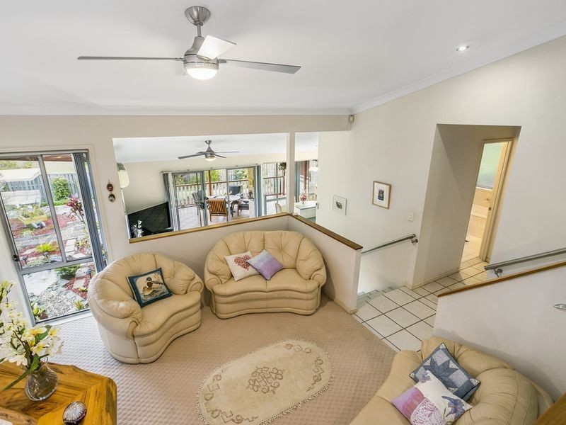 24 Antipodes Close, Pacific Pines QLD 4211