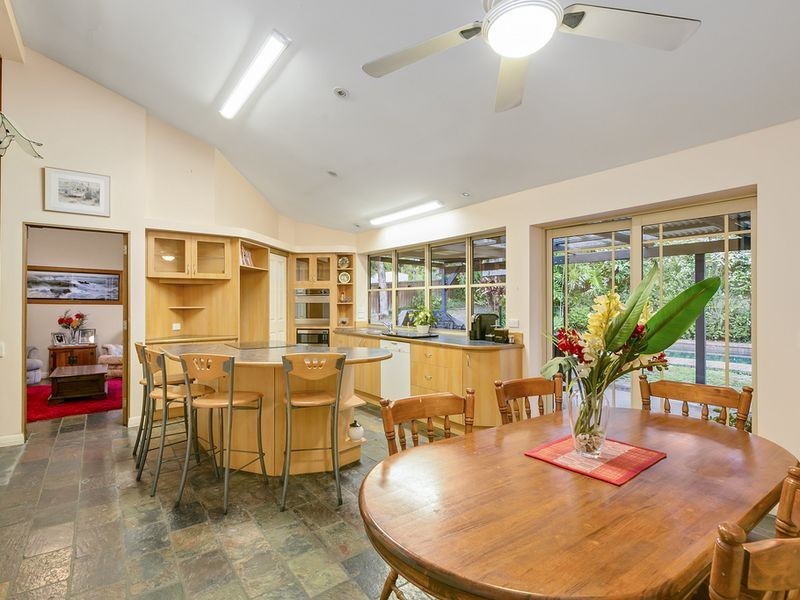 5 The Avenue, Nerang QLD 4211