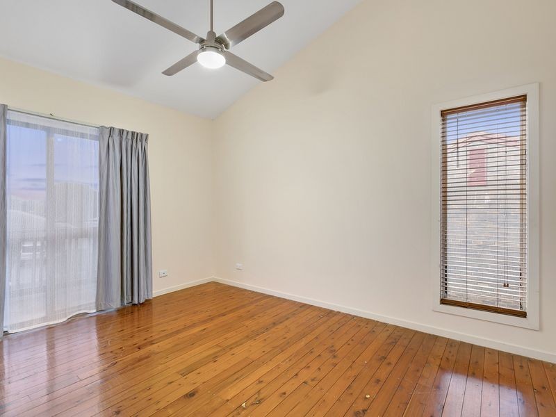 5 The Avenue, Nerang QLD 4211