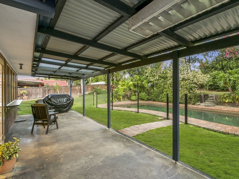 5 The Avenue, Nerang QLD 4211