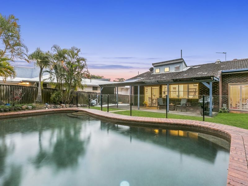 5 The Avenue, Nerang QLD 4211