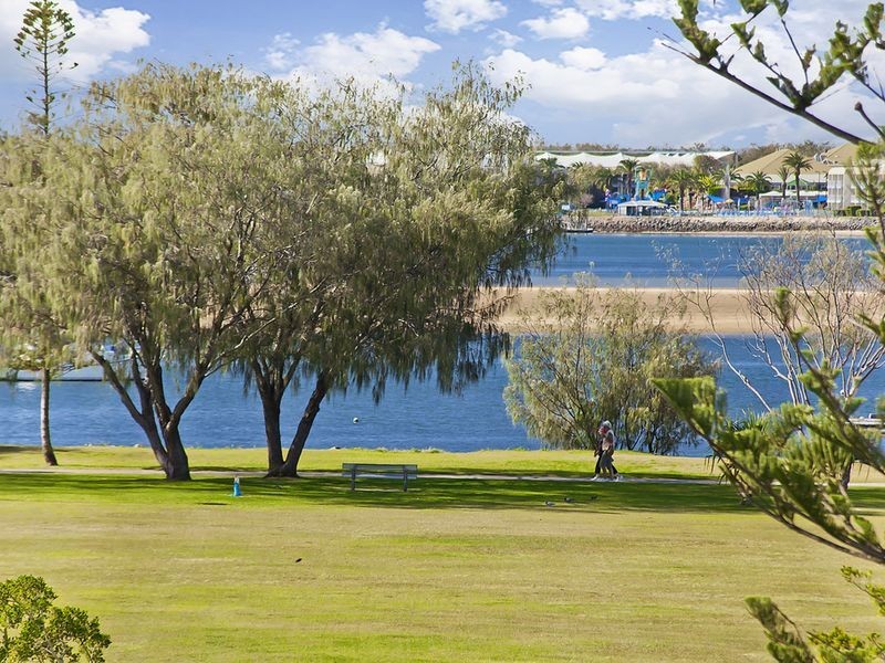 603/2 Barney Street, Southport QLD 4215