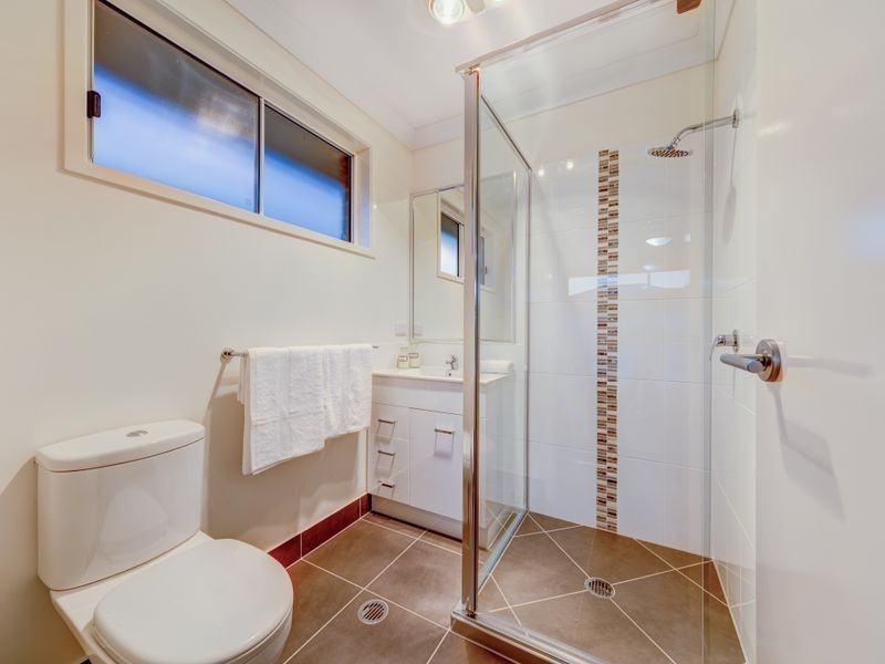 Pacific Pines QLD 4211