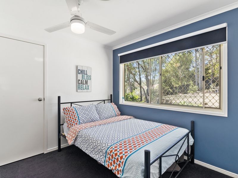 12 Avon Court, Pacific Pines QLD 4211