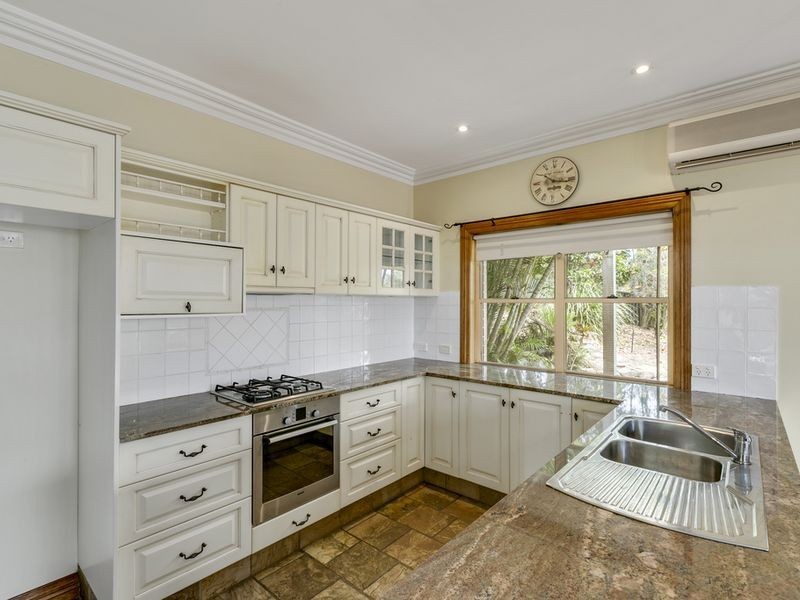 13 Phoenix Street, Pacific Pines QLD 4211