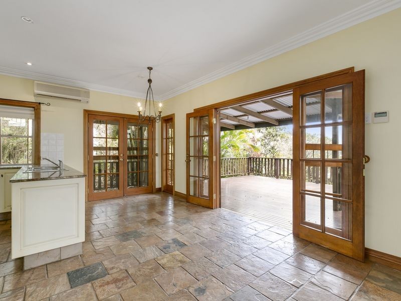 13 Phoenix Street, Pacific Pines QLD 4211