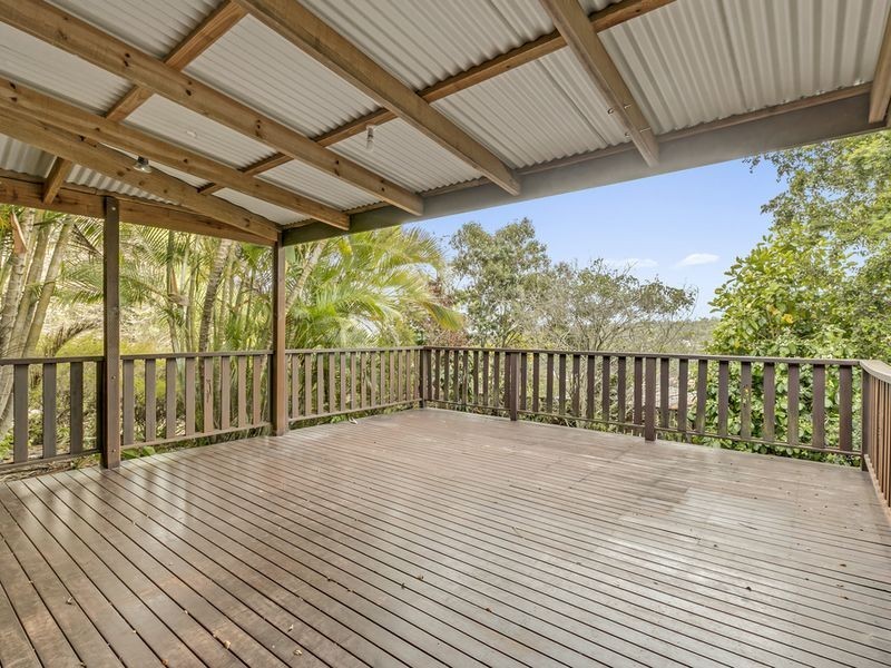 13 Phoenix Street, Pacific Pines QLD 4211