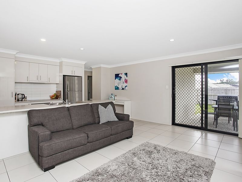 25 Bellinger Key, Pacific Pines QLD 4211