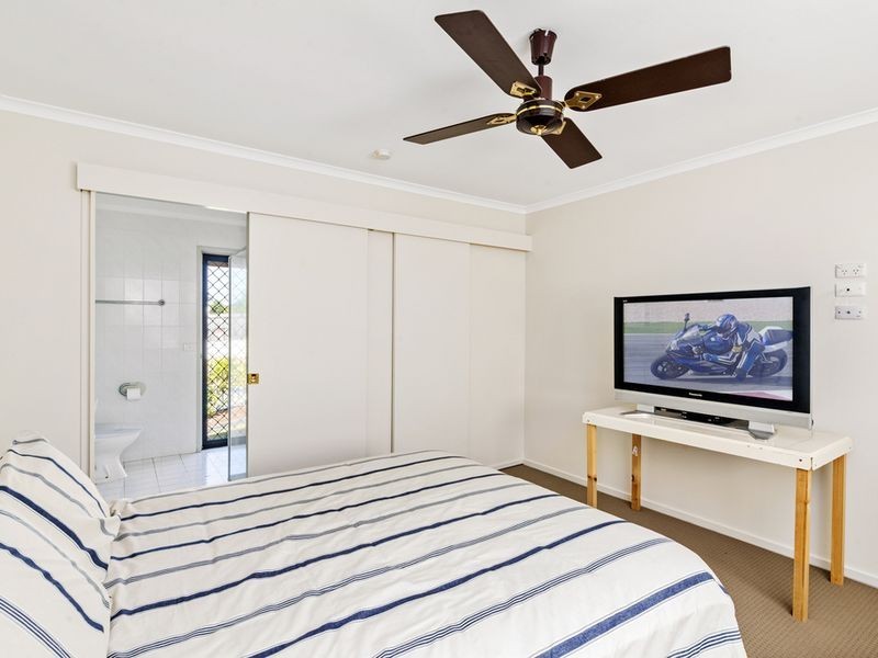10 Palona Place, Ashmore QLD 4214