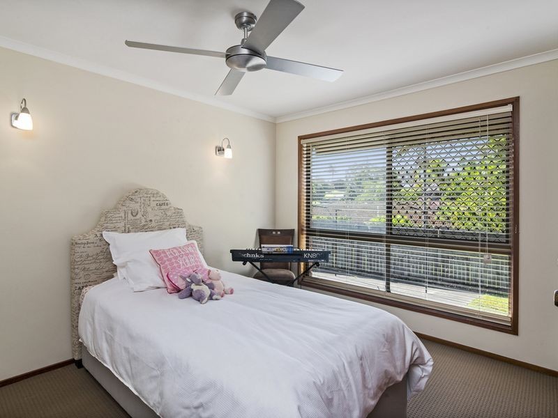 10 Palona Place, Ashmore QLD 4214