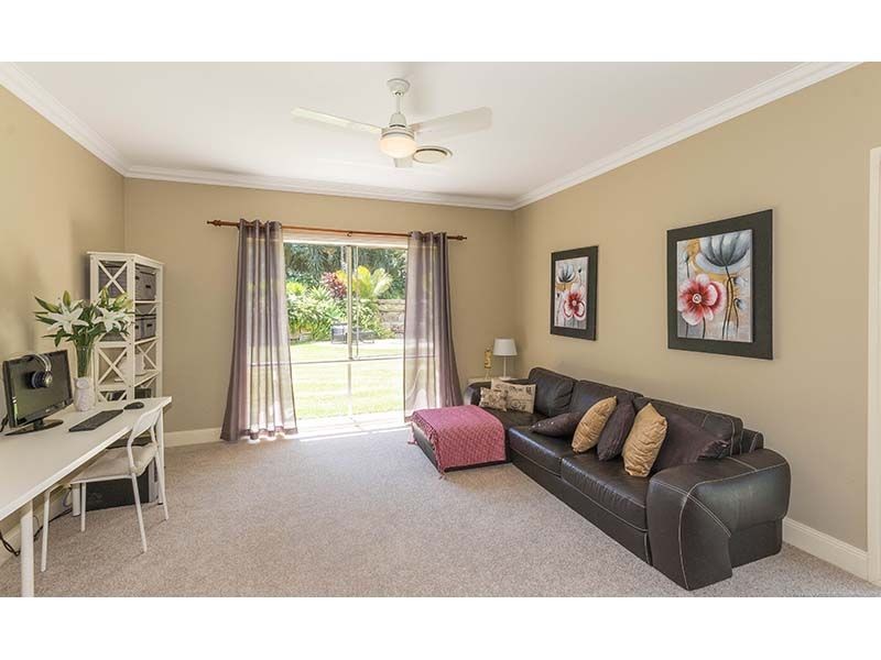 69 Burley Griffin Drive, Maudsland QLD 4210