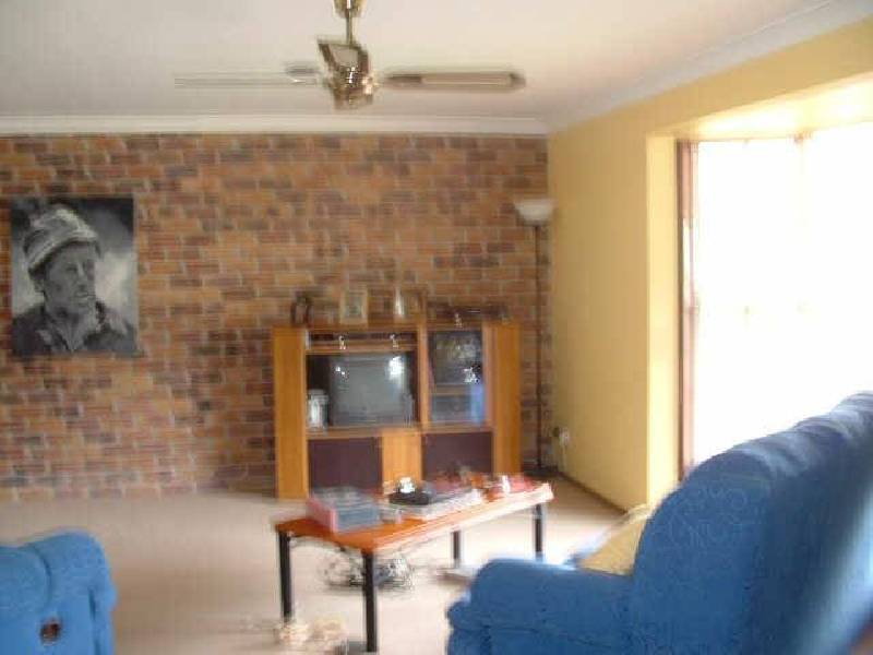 22 Kentucky Crescent, Oxenford QLD 4210