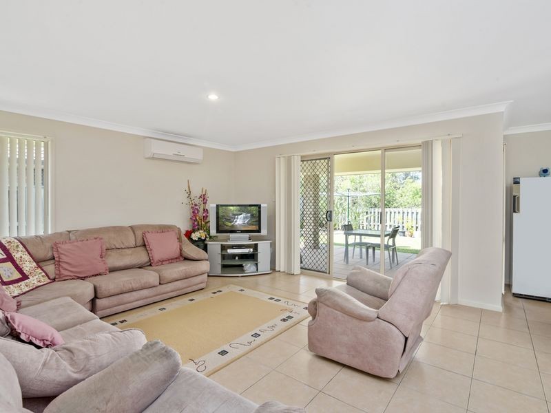 37 Buchanan Circuit, Oxenford QLD 4210