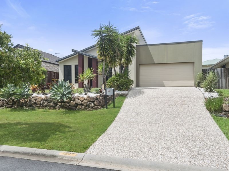 23 Carmarthen Circuit, Pacific Pines QLD 4211