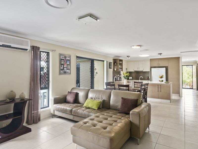 23 Carmarthen Circuit, Pacific Pines QLD 4211
