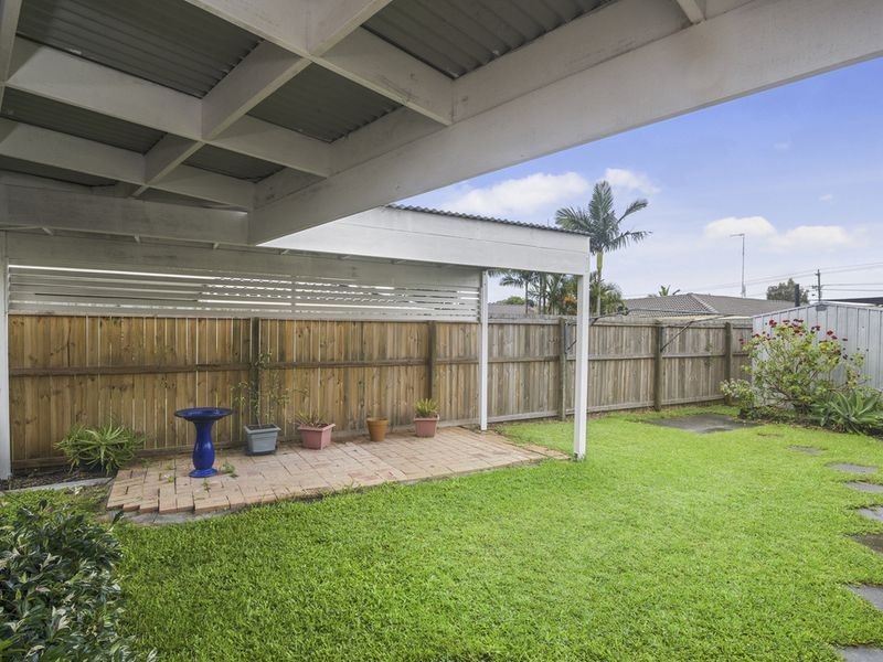 1/14 Stephanie Court, Labrador QLD 4215