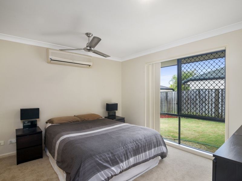 3 Taske Rise, Pacific Pines QLD 4211