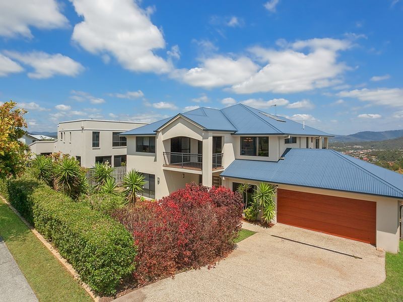 34 Hillary Circuit, Pacific Pines QLD 4211