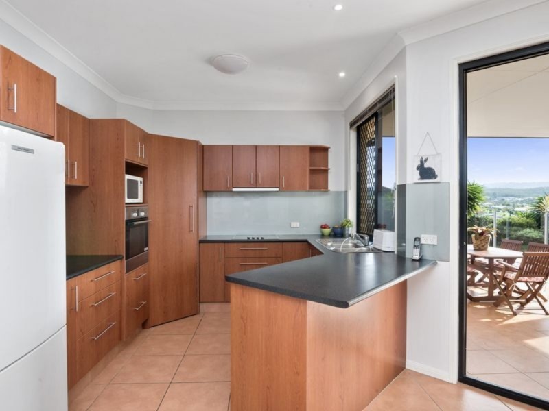30 Yamba Street, Pacific Pines QLD 4211