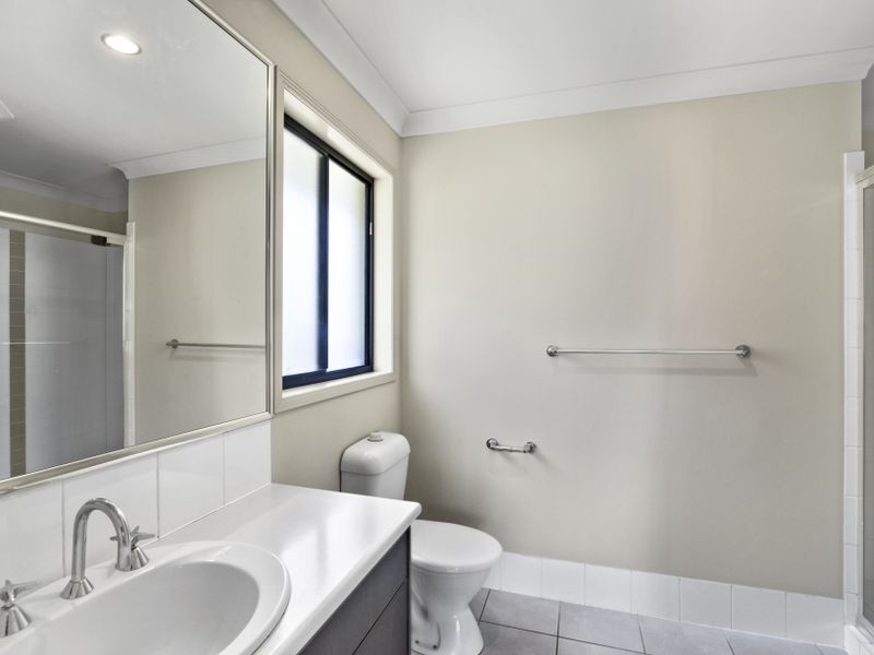71 Cossington Circuit, Maudsland QLD 4210