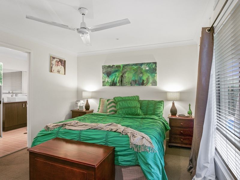 33 Shannonbrook Grove, Oxenford QLD 4210