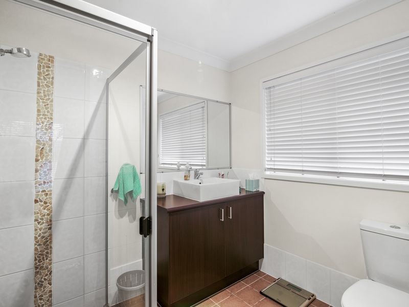 33 Shannonbrook Grove, Oxenford QLD 4210