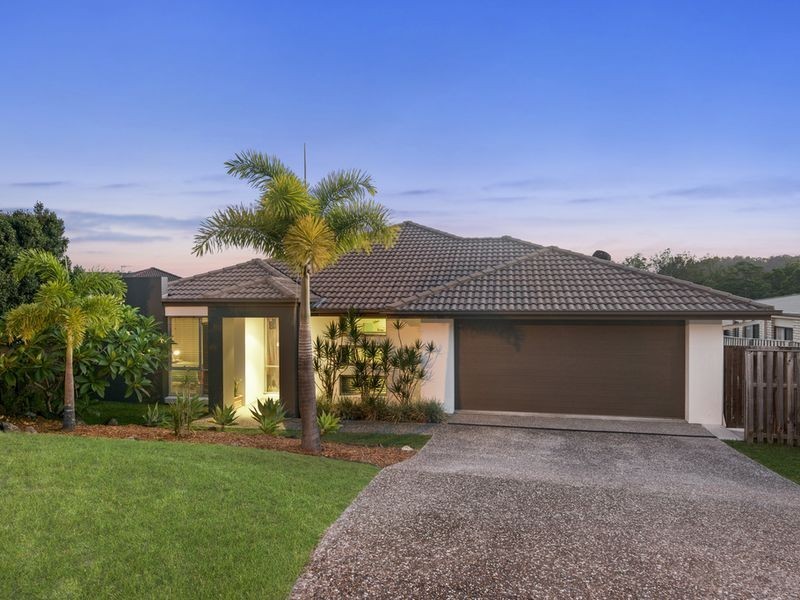 33 Shannonbrook Grove, Oxenford QLD 4210