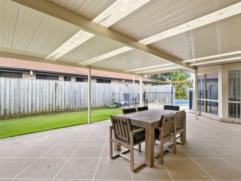 114 Santa Isobel Boulevard, Pacific Pines QLD 4211