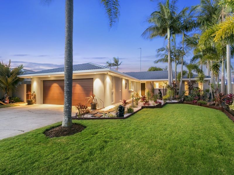 7 Jib Court, Mermaid Waters QLD 4218