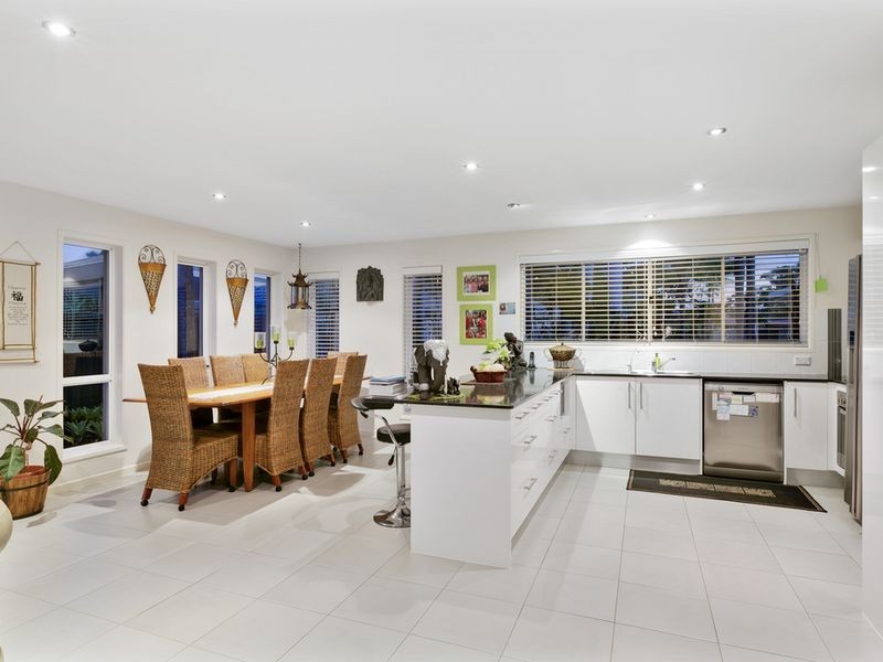 7 Jib Court, Mermaid Waters QLD 4218