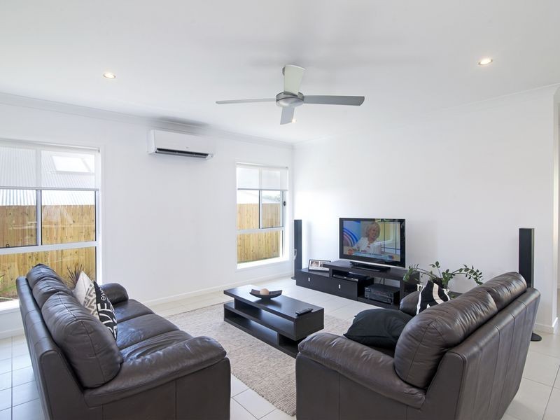 36 Hillstone Crescent, Maudsland QLD 4210