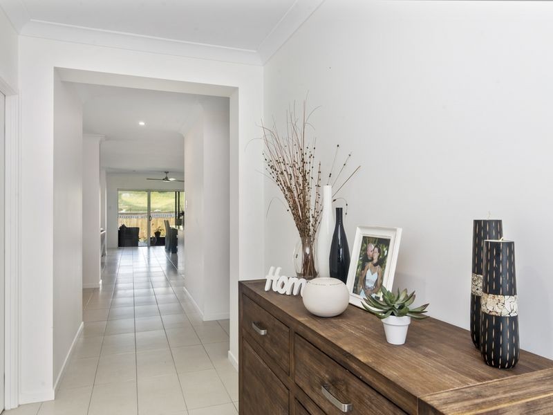 36 Hillstone Crescent, Maudsland QLD 4210