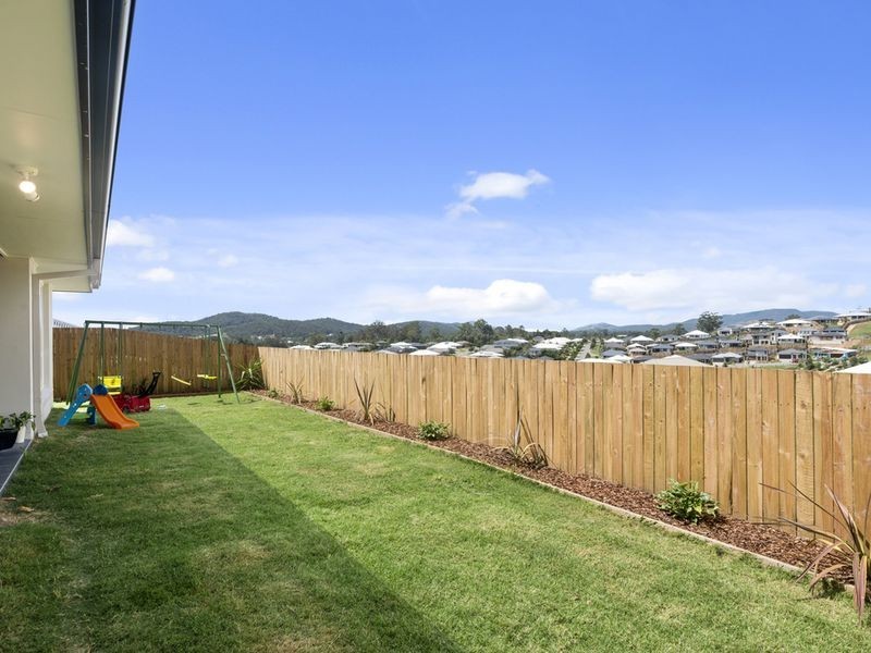 36 Hillstone Crescent, Maudsland QLD 4210