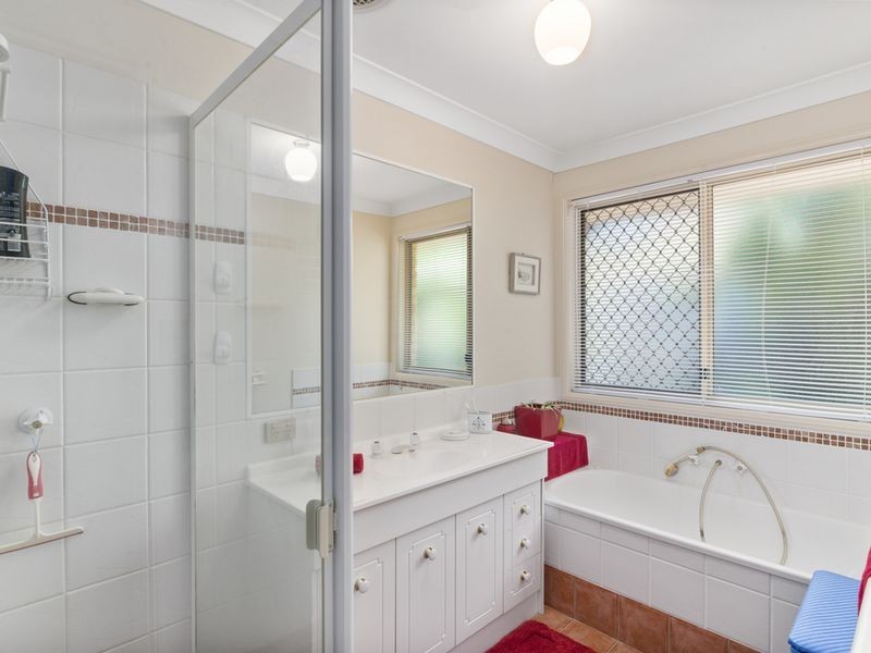 3 Matzia Avenue, Pacific Pines QLD 4211