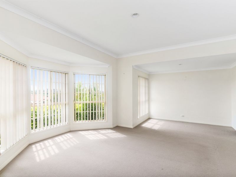 14 Midway Terrace, Pacific Pines QLD 4211