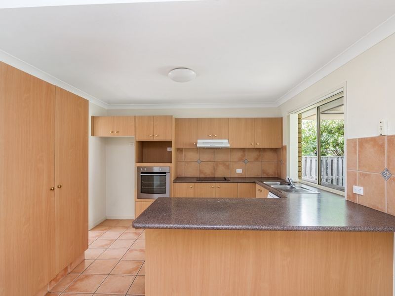 14 Midway Terrace, Pacific Pines QLD 4211