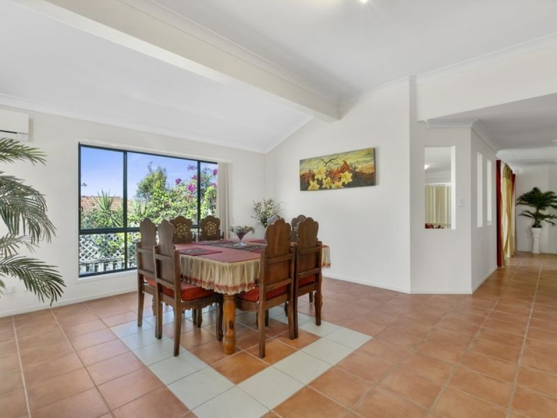 83 Santa Isobel Boulevard, Pacific Pines QLD 4211