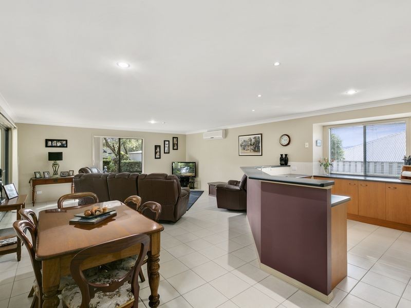 21 Govett Street, Pacific Pines QLD 4211