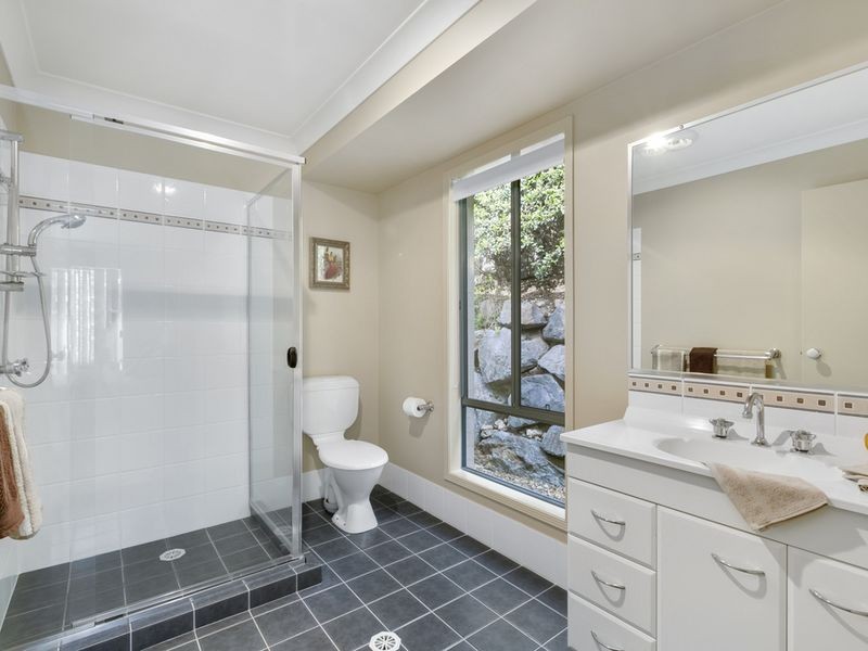 21 Govett Street, Pacific Pines QLD 4211
