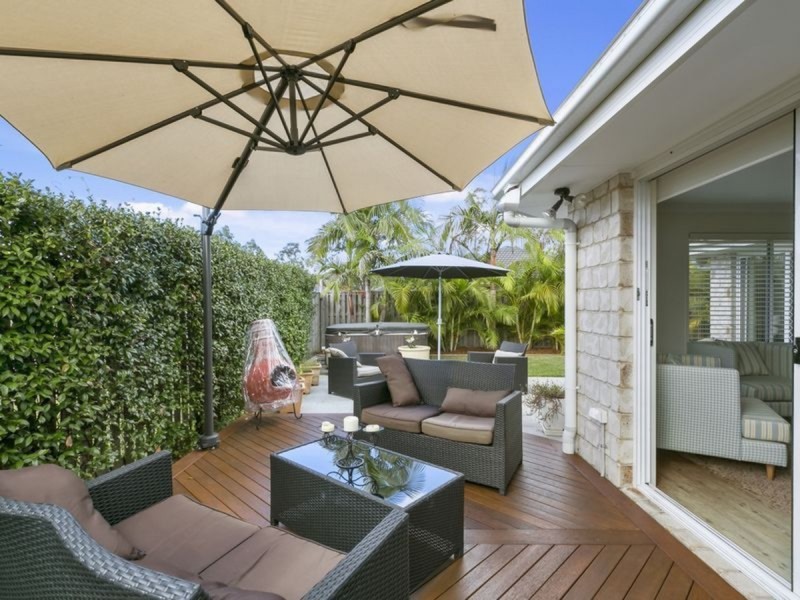 12 Starkey Street, Pacific Pines QLD 4211