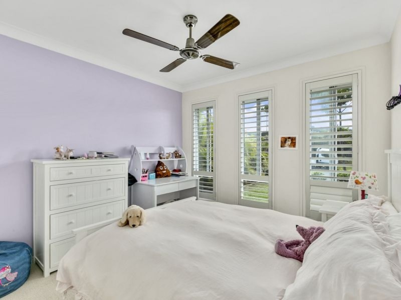 12 Starkey Street, Pacific Pines QLD 4211