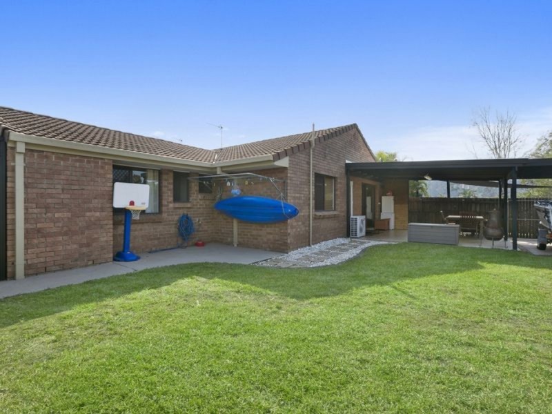 2/25 Chaplin Crescent, Oxenford QLD 4210