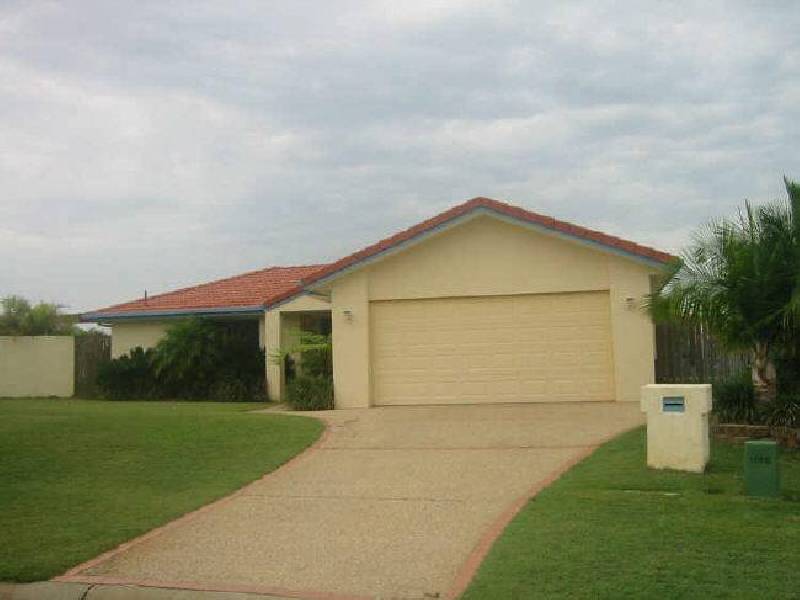 1 Corai Close, Pacific Pines QLD 4211