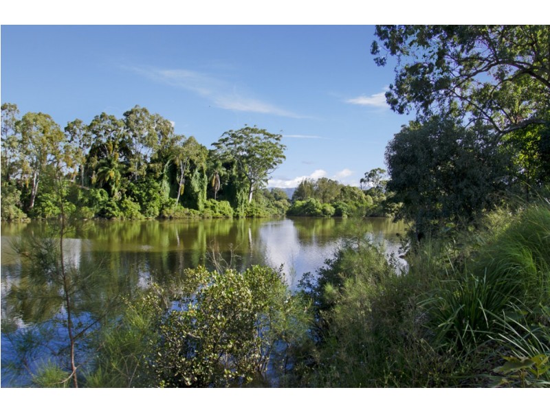 1/1 Riverwood Drive, Ashmore QLD 4214