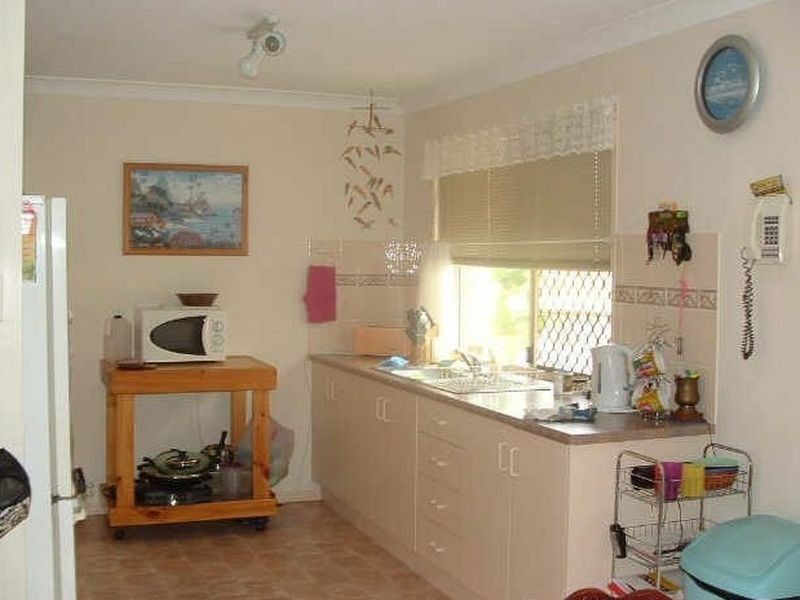 26 Papara Street, Pacific Pines QLD 4211