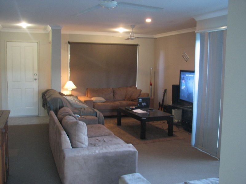 14 Molokai Crescent, Pacific Pines QLD 4211